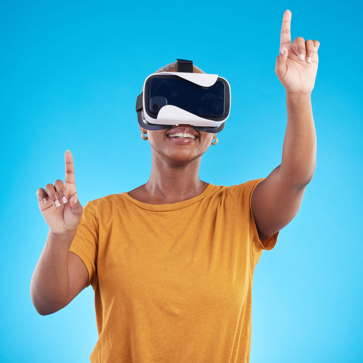 black woman metaverse and virtual reality screen 3EX9D7M