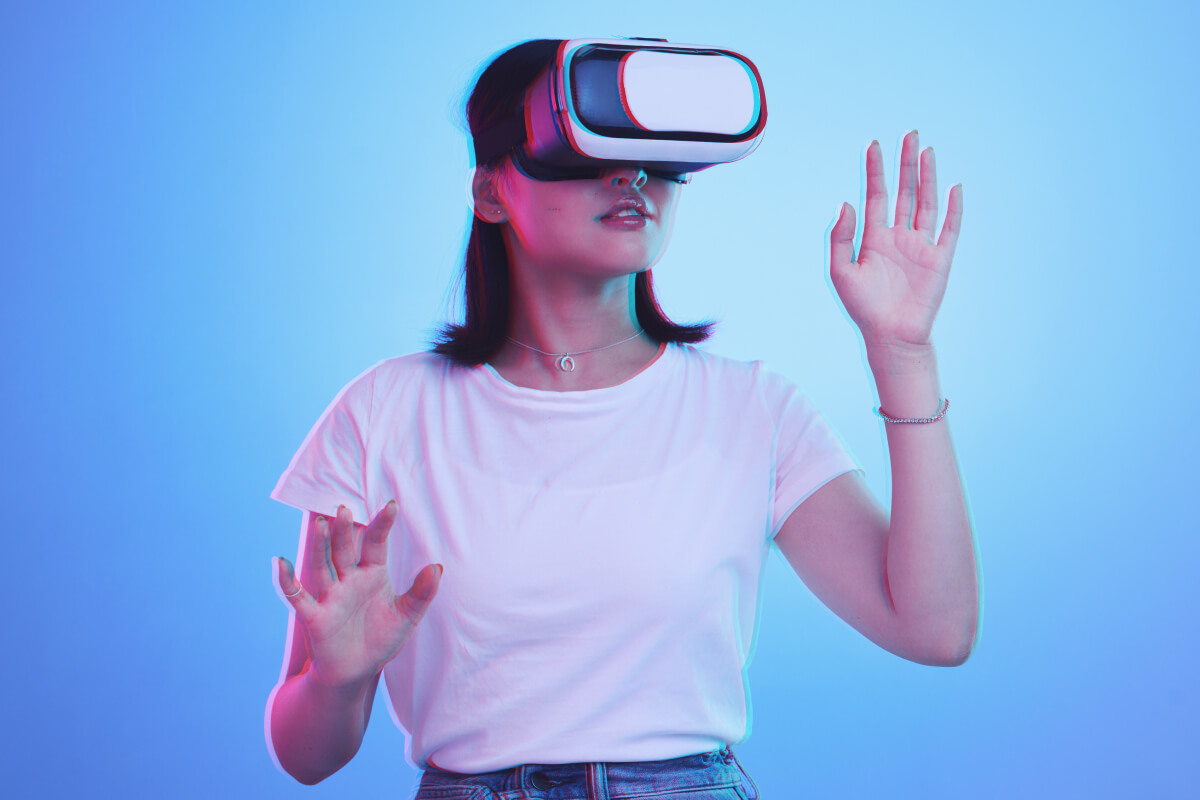glasses virtual reality and woman in futuristic m DBDVC6M